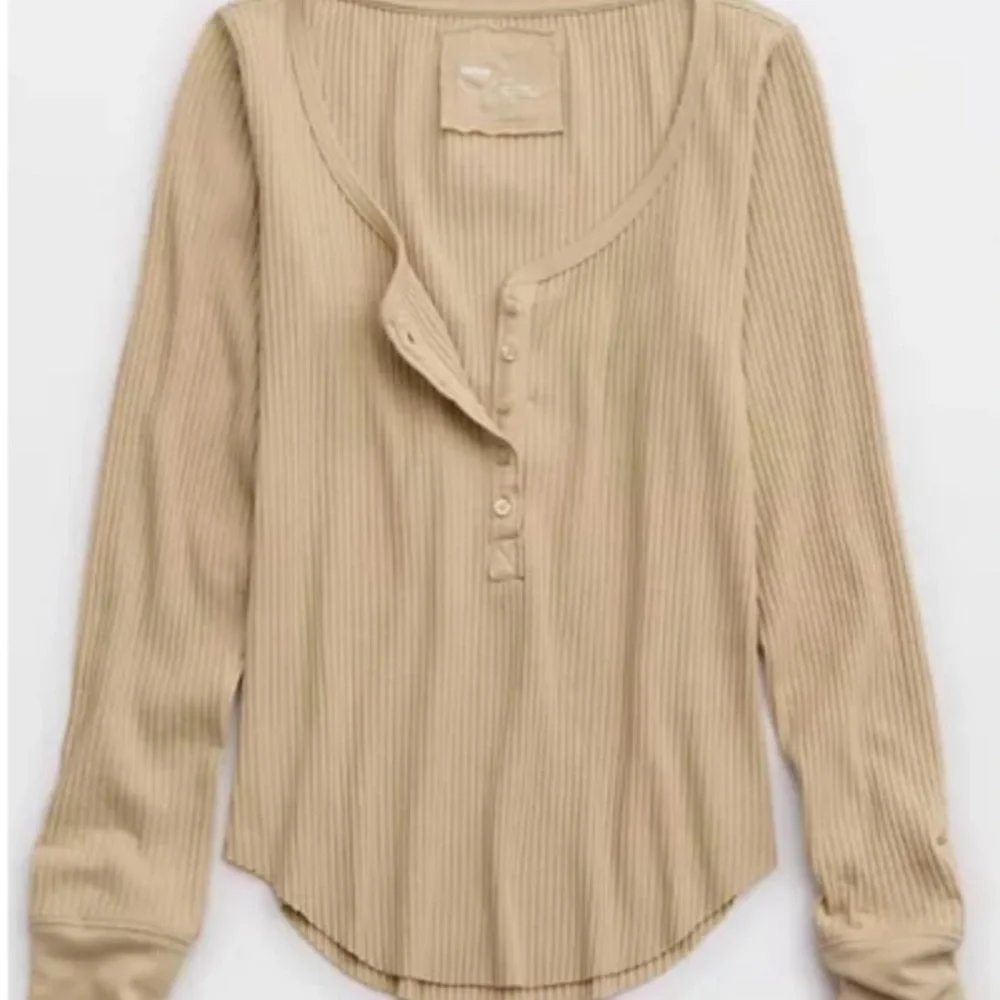 Aerie Essential Layering Henley Elegant TAUPE Ribbed Long Sleeve Top NEW M - Picture 2 of 2